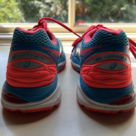 Women’s ASICS Gel-Cumulus 18 Running Shoe Size 9 - Picture 4 of 16